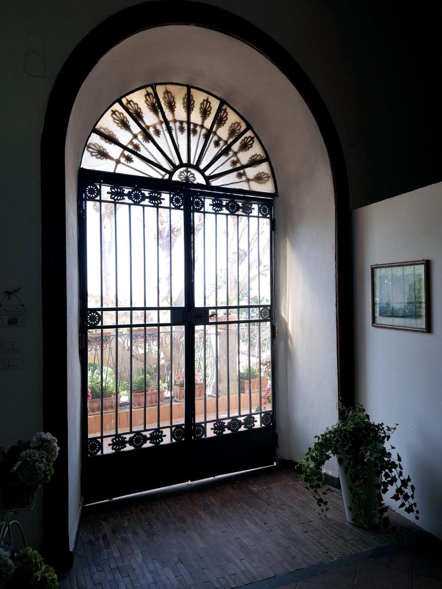 La Suite Del Giardino Nápoles Exterior foto